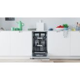 Indesit DSIO 3T224 E Z UK N Integrated Slimline 45cm Dishwasher