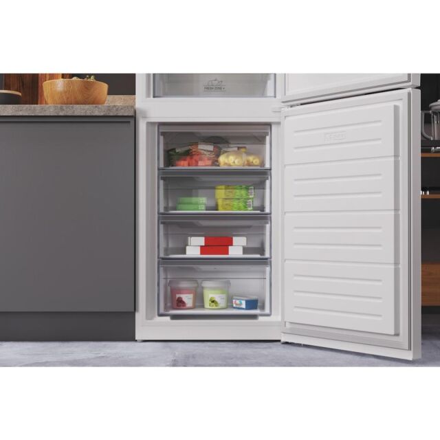 Hotpoint HTFC850TI1W1 Freestanding Fridge Freezer - White