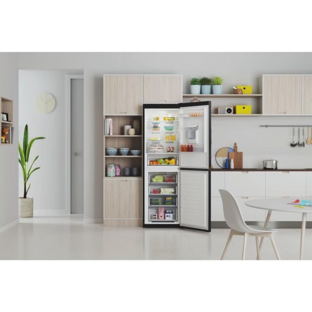 Indesit INFC850TI1KAQUA1 Freestanding Fridge Freezer - Black