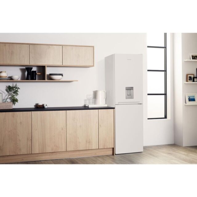 Hotpoint HBNF 55181 W AQUA UK 1 fridge freezer - White