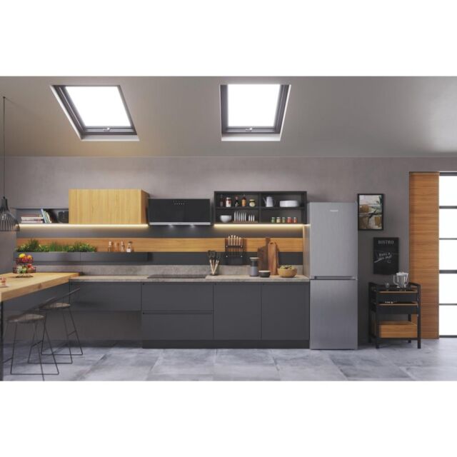 Hotpoint HTFC850TI1X1 Freestanding Fridge Freezer - Inox