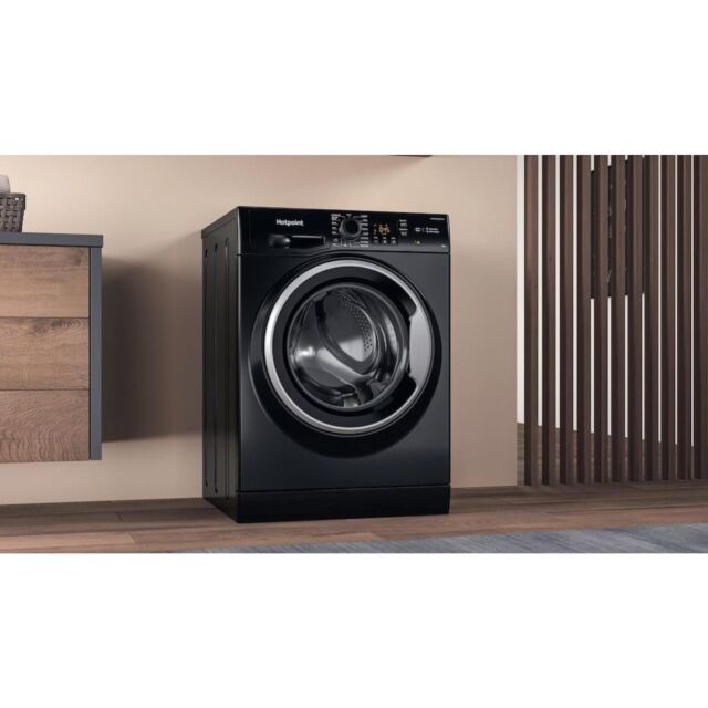 Hotpoint NSWM 864C BS UK N Black 8kg Freestanding Washing Machine
