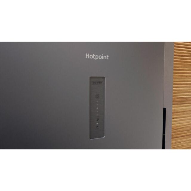 Hotpoint H5X82OSK Freestanding Fridge Freezer