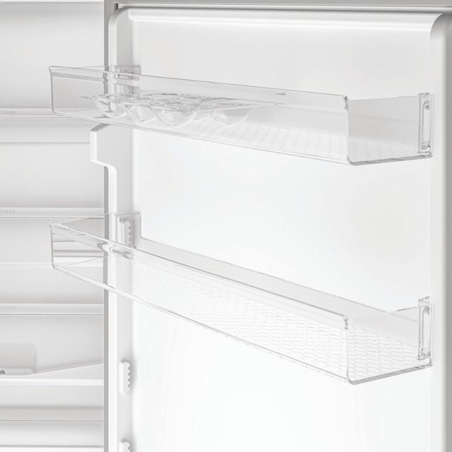 Hotpoint HPKH1261S4UK Freestanding No Frost Fridge Freezer - Silver