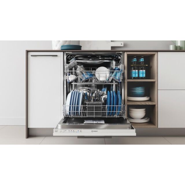 Indesit DIE 2B19 UK Ecotime Integrated Dishwasher - White