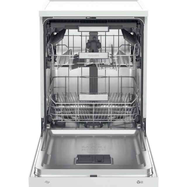 Hotpoint H7F HS41 UK Maxi Space Freestanding 15 Place Settings Dishwasher