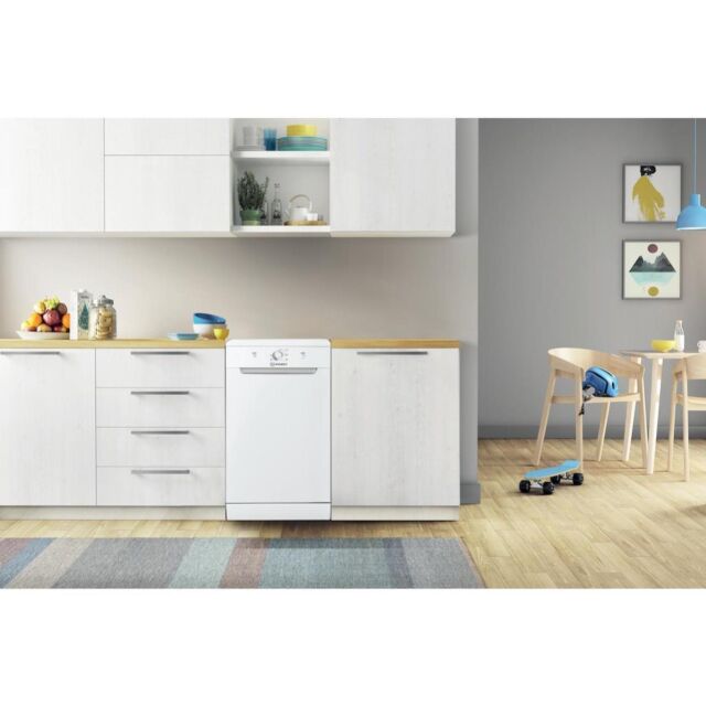 Indesit DF9E 1B10 UK Slimline Freestanding Dishwasher - White
