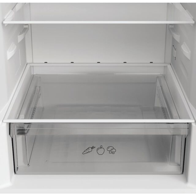 Indesit INK 21411 G4UK Freestanding 60/40 Total No Frost Fridge Freezer - Silver