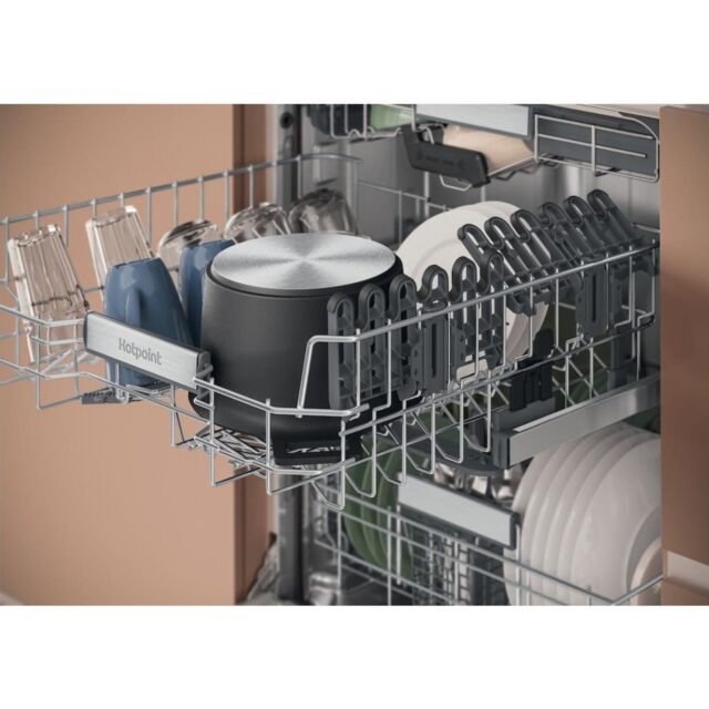 Hotpoint Hydroforce H8I HT59 LS UK Built-in 14 Place Setting Dishwasher