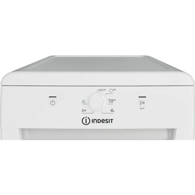 Indesit IN2FE10CS90WUK Freestanding 45cm Slimline Dishwasher with 10 Place Settings - White