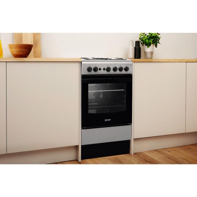Indesit IS5G1PMSS/UK Cooker - Silver