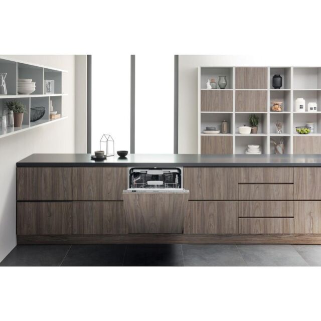 Hotpoint HIO 3T241 WFEGT UK Integrated Dishwasher