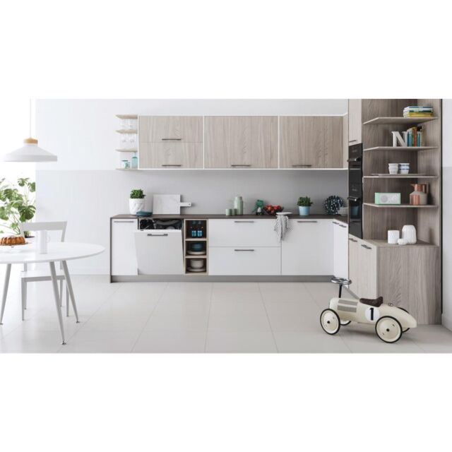 Indesit DIC3B16UK Integrated Dishwasher