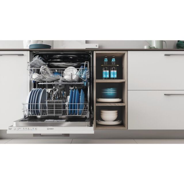 Indesit DIE 2B19 UK Ecotime Integrated Dishwasher - White