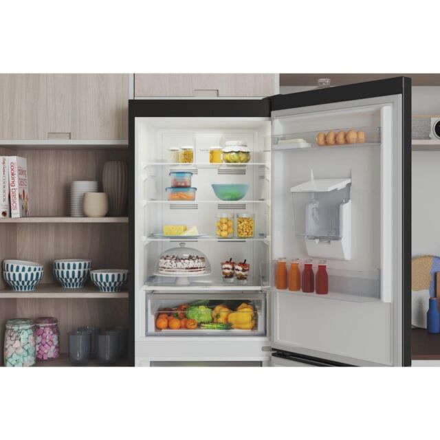 Indesit INFC850TI1KAQUA1 Freestanding Fridge Freezer - Black