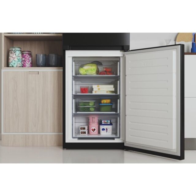 Indesit INFC850TI1KAQUA1 Freestanding Fridge Freezer - Black