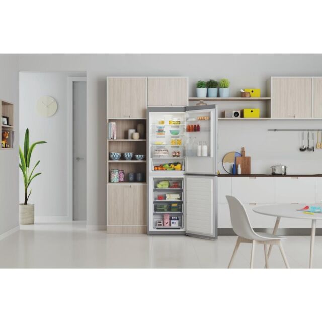 Indesit IBTNF 60182 S AQUA UK Freestanding Fridge Freezer