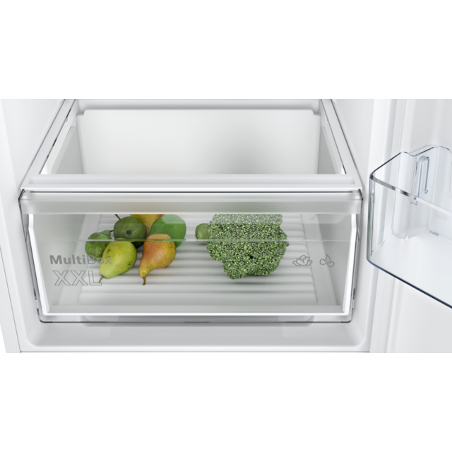 Bosch KIN85NFF0G, Built-in fridge-freezer with freezer at bottom