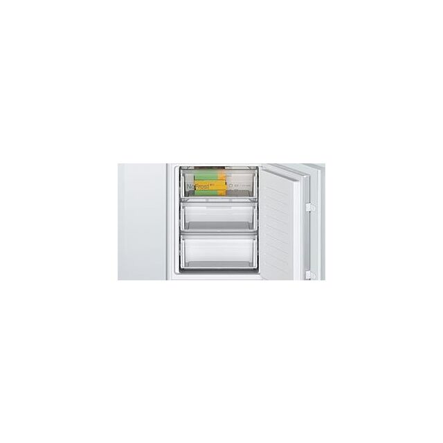 Bosch KIN86NSE0G, Built-in fridge-freezer with freezer at bottom