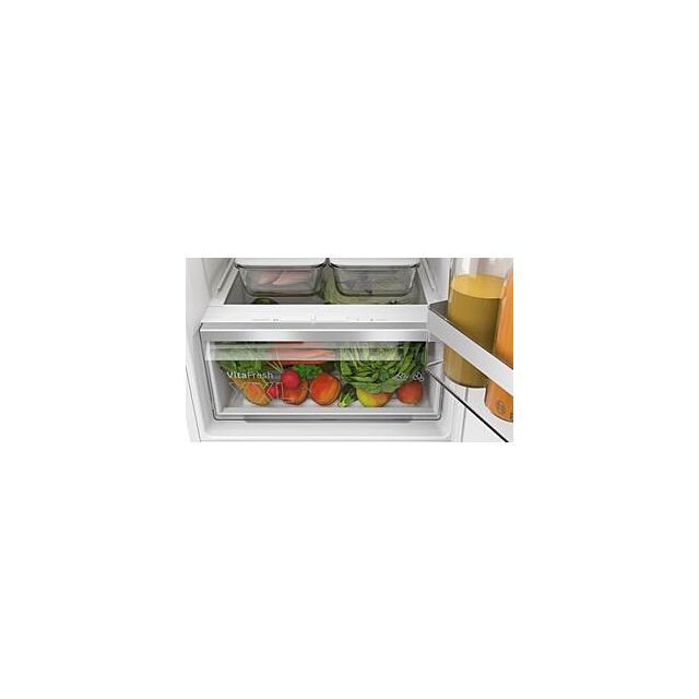 Bosch KIV86VSE0G, Built-in fridge-freezer with freezer at bottom