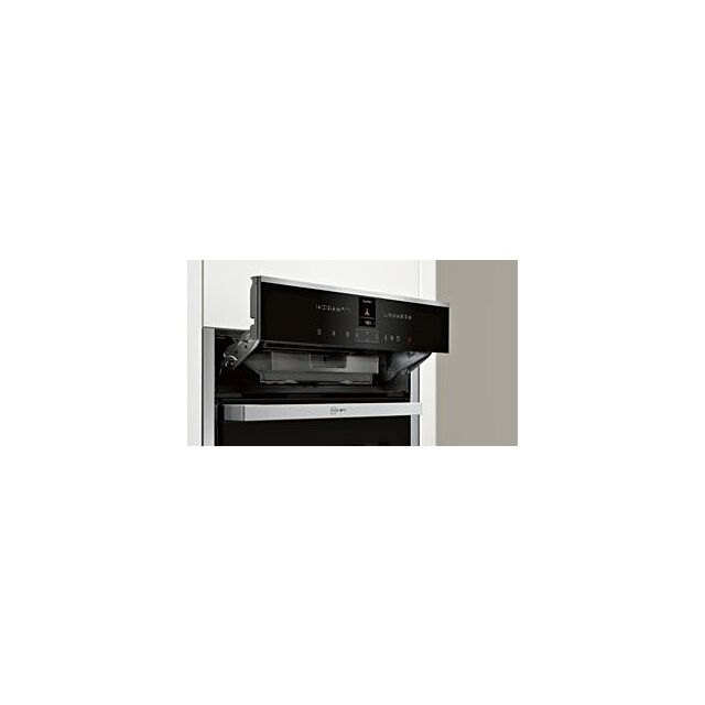 Neff B57VR22N0B, Built-in oven with added steam function