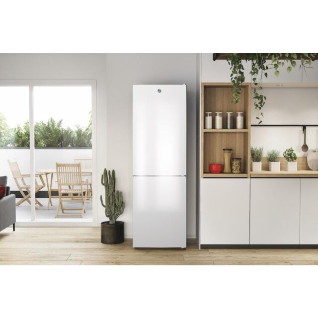 Hoover HOCE4T618EWK Freestanding Fridge Freezer
