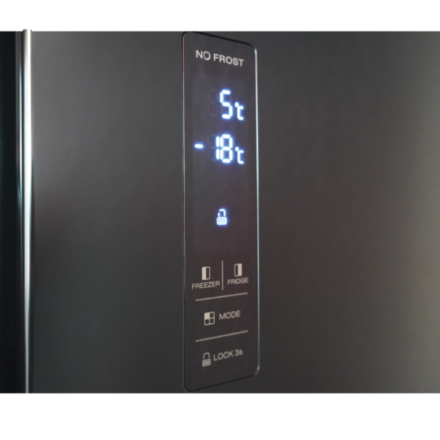 Montpellier MSBS442K American Style Side by Side Fridge Freezer - Black