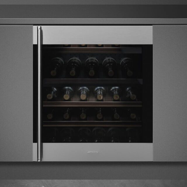 Smeg CVI338RX3 60cm Classic Undercounter Wine Cooler with Right Hand Hinge, Stainless Steel