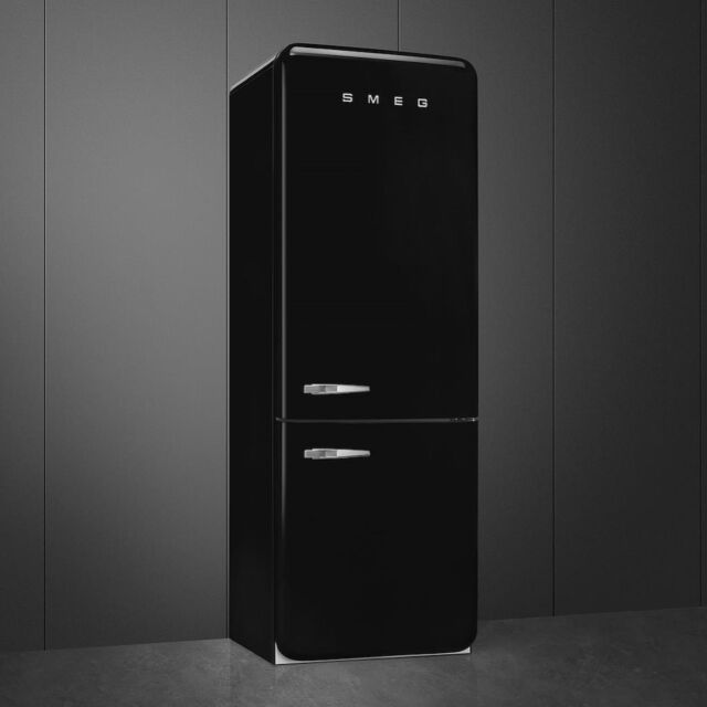 Smeg FAB38RBL5 70cm 50s Style Right Hand Hinge Fridge Freezer, Black