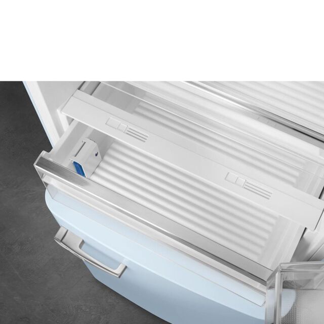 Smeg FAB38RPB5 70cm 50s Style Right Hand Hinge Fridge Freezer, Pastel Blue