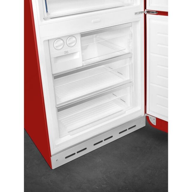 Smeg FAB38RRD5 70cm 50s Style Right Hand Hinge Fridge Freezer, Red