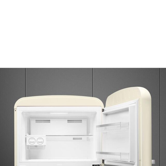 Smeg FAB50RCR5 80.4cm 50s Style Right Hand Hinge Fridge Freezer, Cream