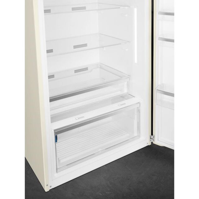 Smeg FAB50RCR5 80.4cm 50s Style Right Hand Hinge Fridge Freezer, Cream