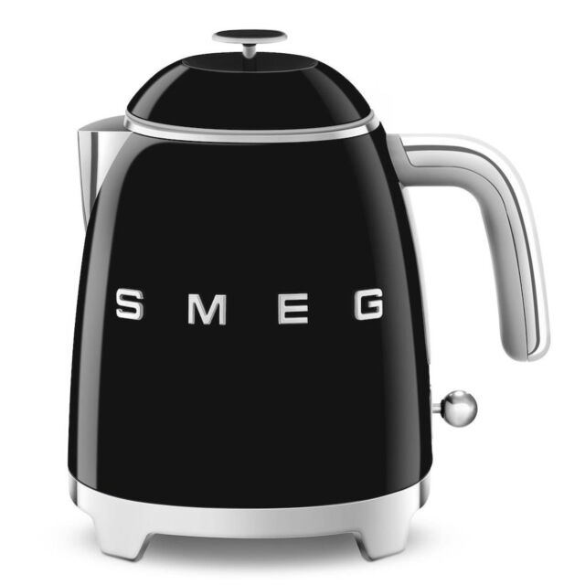Smeg KLF05BLUK Kettle, Black