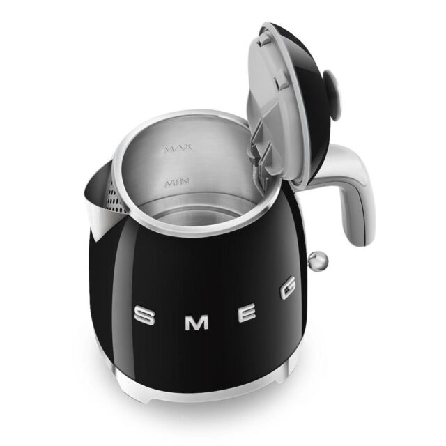 Smeg KLF05BLUK Kettle, Black