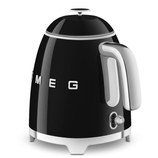 Smeg KLF05BLUK Kettle, Black