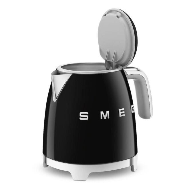 Smeg KLF05BLUK Kettle, Black