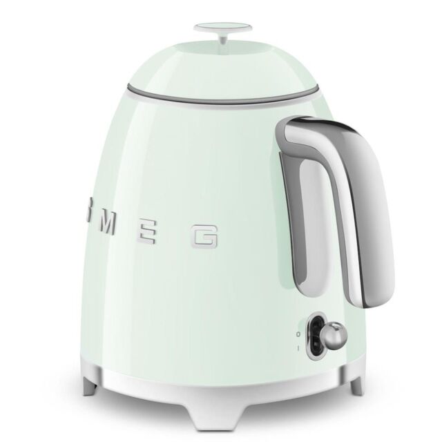 Smeg KLF05PGUK Kettle, Green