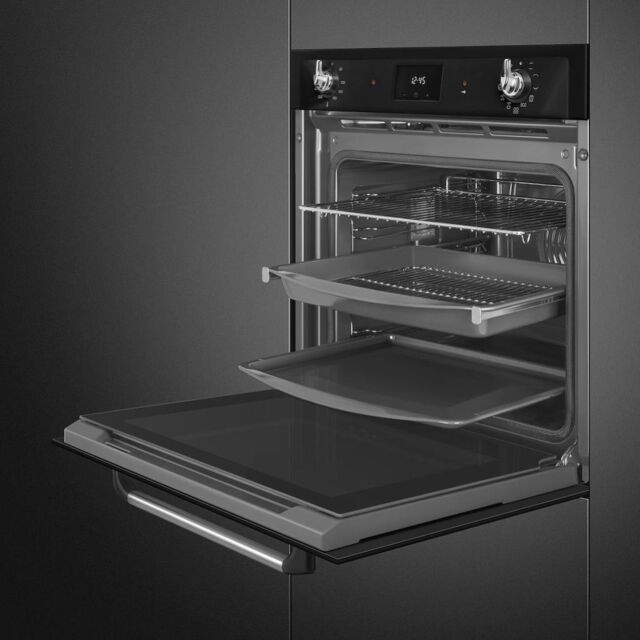 Smeg SOP6900TN 60cm Victoria Pyrolytic Single Oven, Black