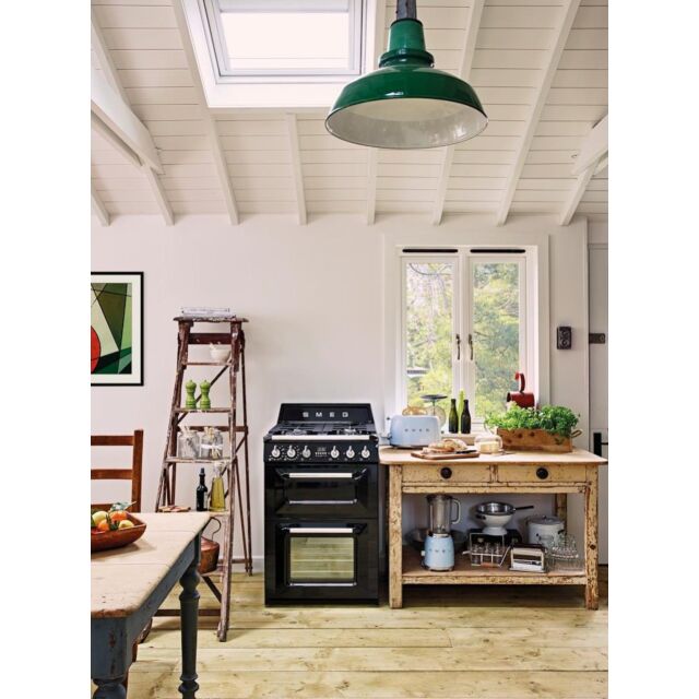 Smeg TR62BL 60cm Victoria Dual Fuel Cooker, Black